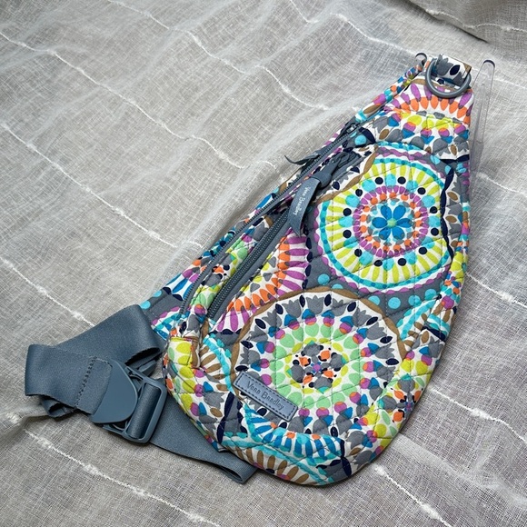 Vera Bradley Sunny Medallion 2025 Style Lighten Up Essential Sling Backpack NWOT - Picture 2 of 16